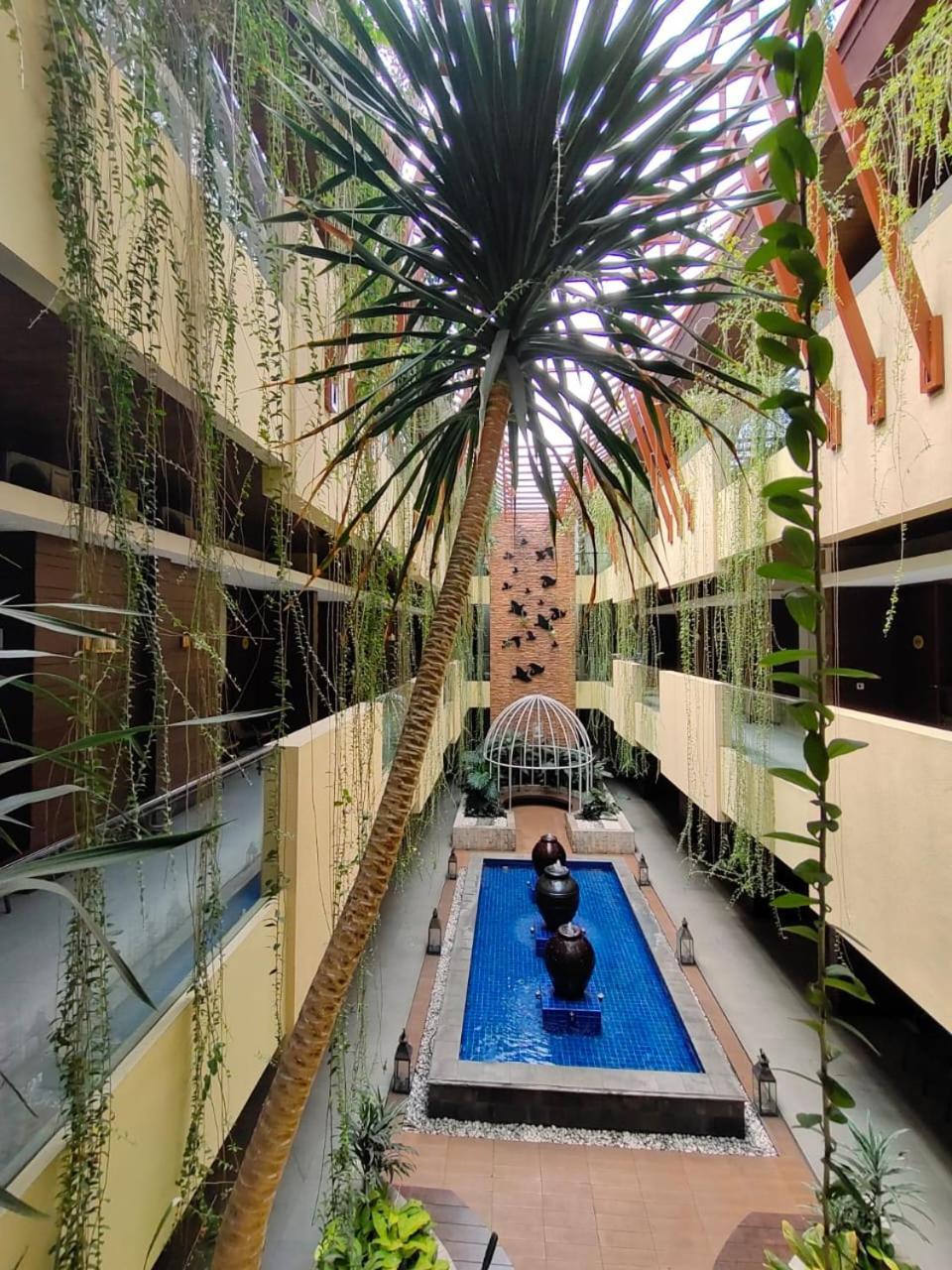 Sweet Garden Guest House Malang Exterior foto